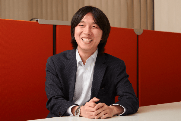『実務未経験でもスキルで勝負できた
フリーターからエンジニアに転身』のサムネイル
